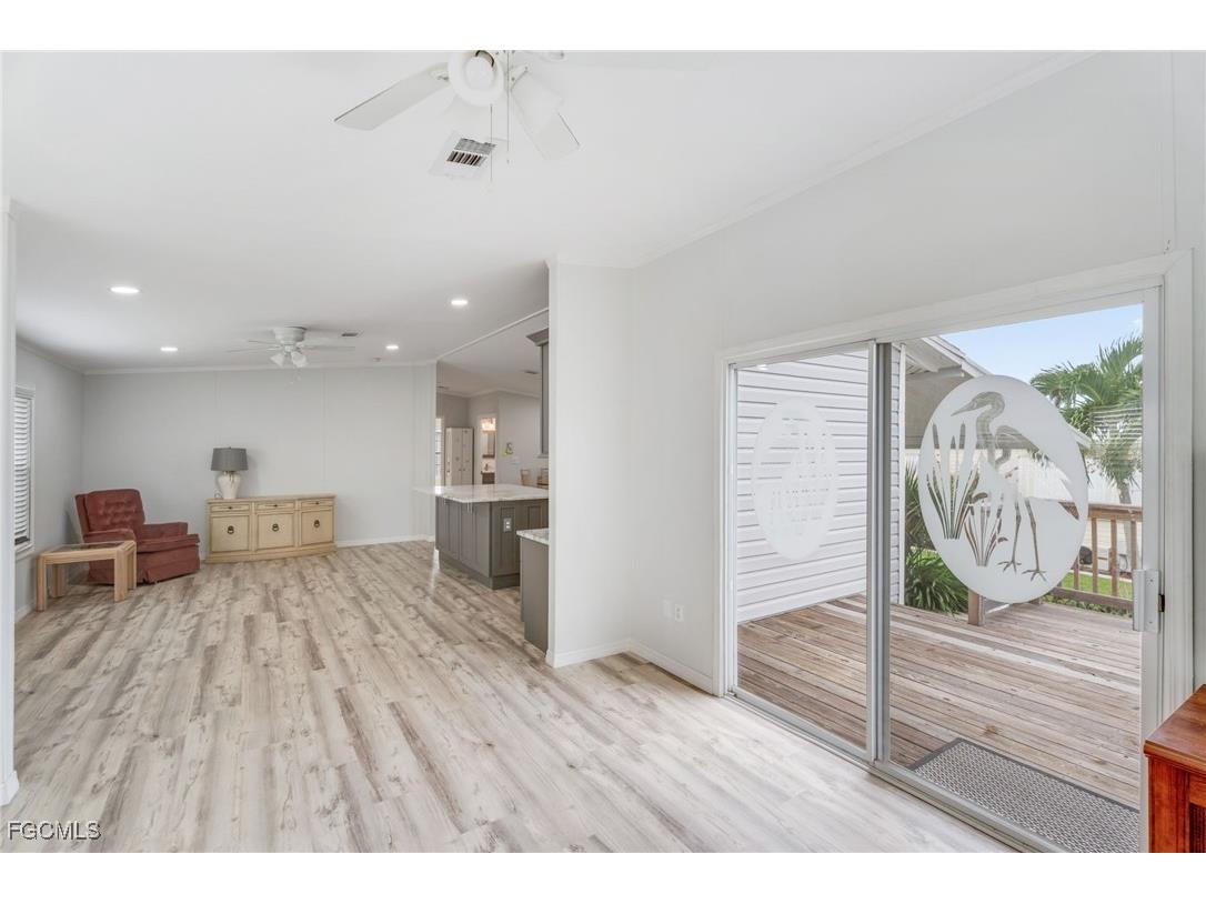 15 Freeman Avenue Punta Gorda FL 33950 2025017484 image11