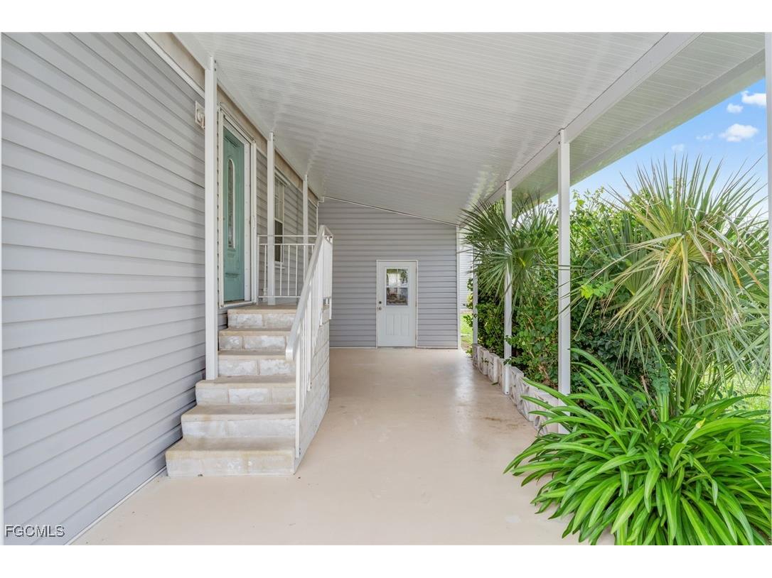 15 Freeman Avenue Punta Gorda FL 33950 2025017484 image33