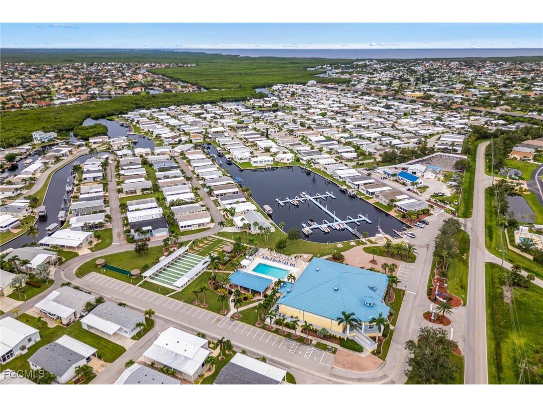 15 Freeman Avenue Punta Gorda FL 33950 2025017484 image38