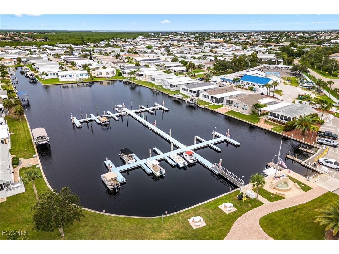 15 Freeman Avenue Punta Gorda FL 33950 2025017484 image39