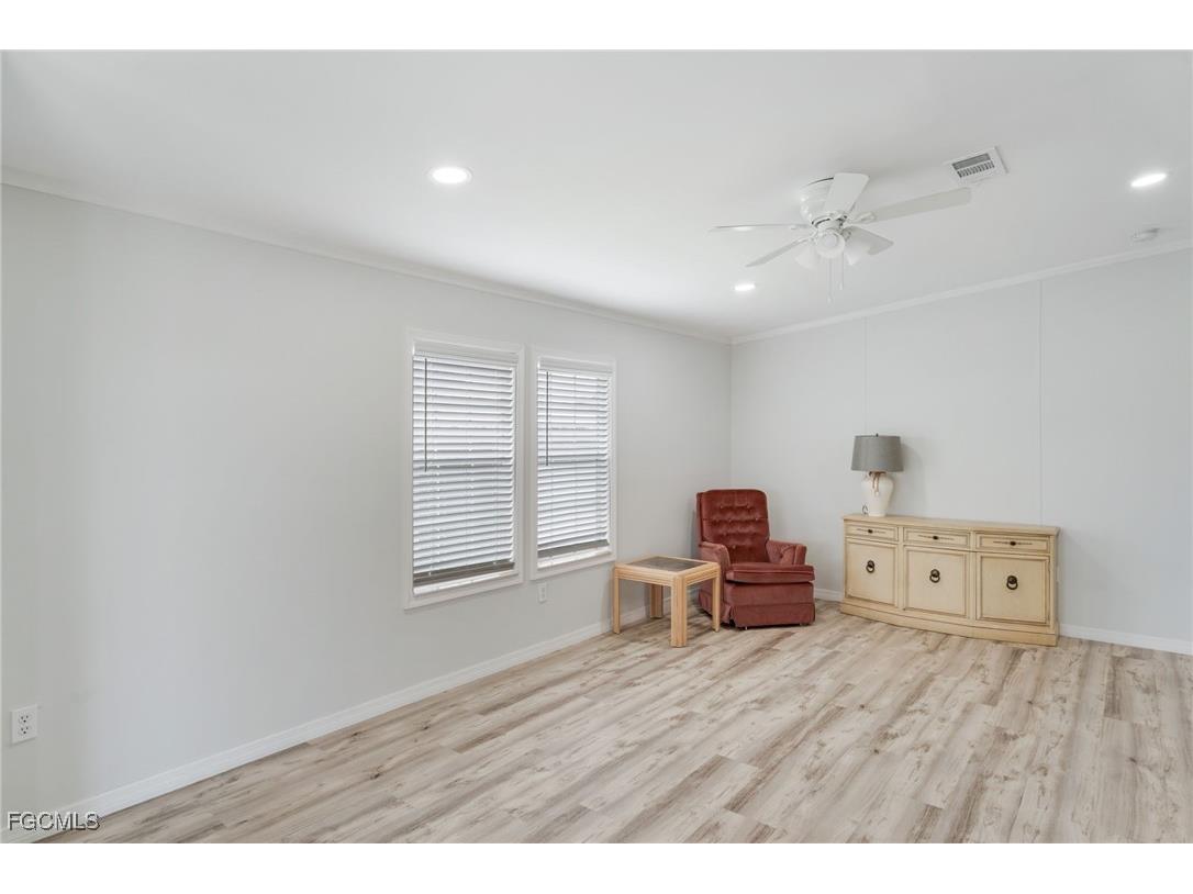 15 Freeman Avenue Punta Gorda FL 33950 2025017484 image9