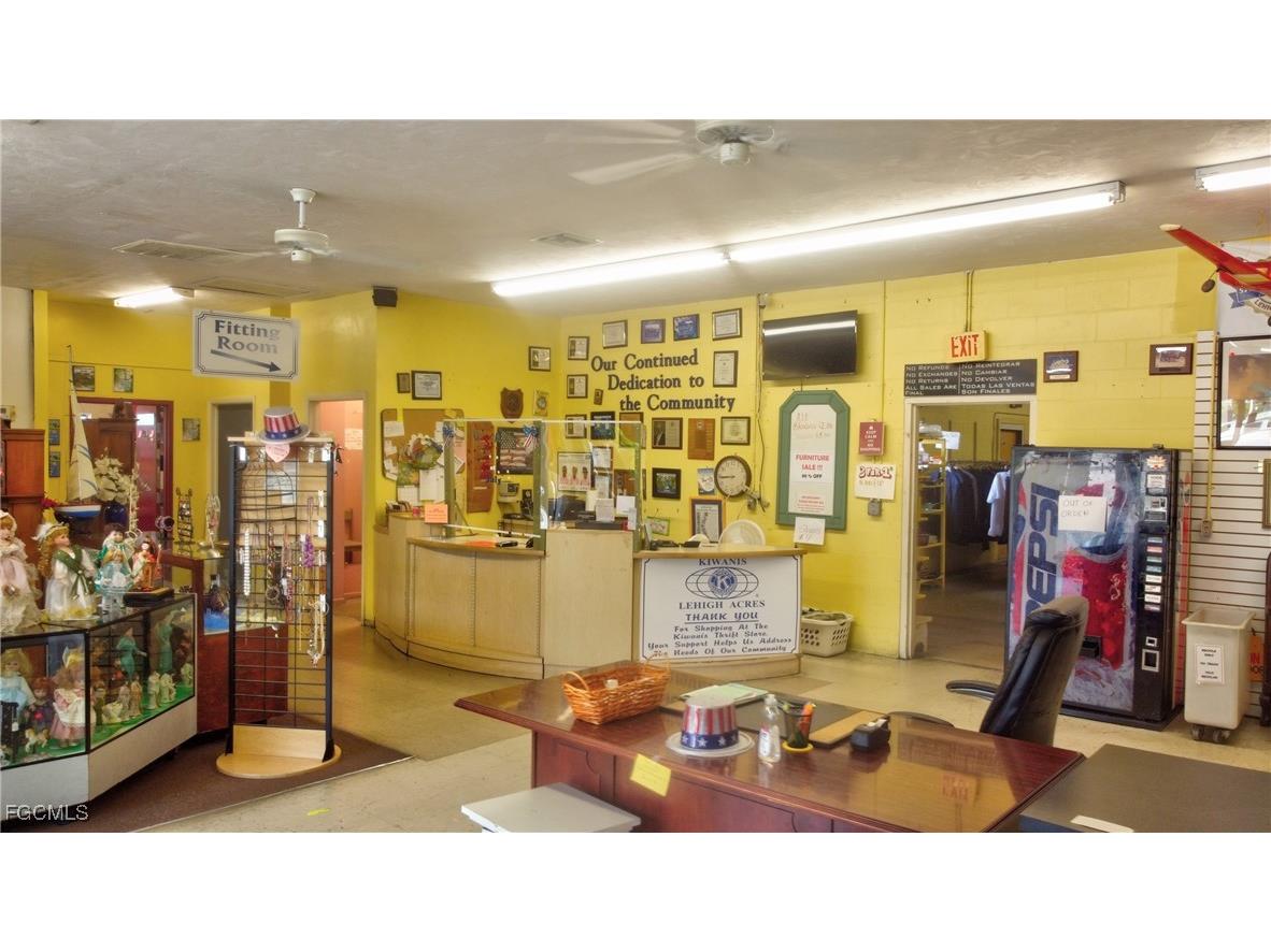 15 Homestead Road S Lehigh Acres FL 33936 2025000500 image10