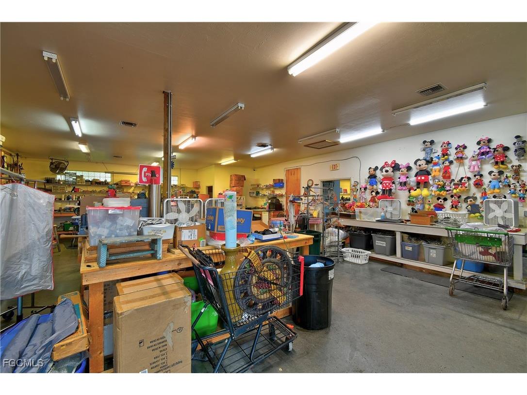 15 Homestead Road S Lehigh Acres FL 33936 2025000500 image23