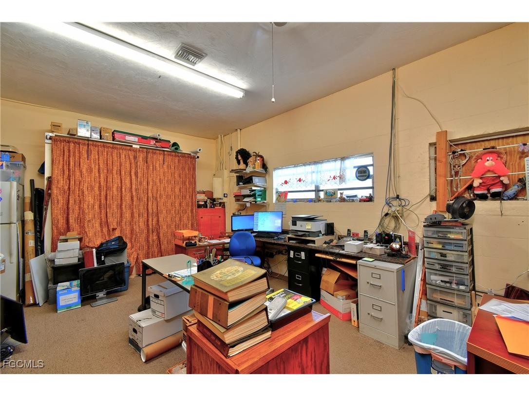 15 Homestead Road S Lehigh Acres FL 33936 2025000500 image27