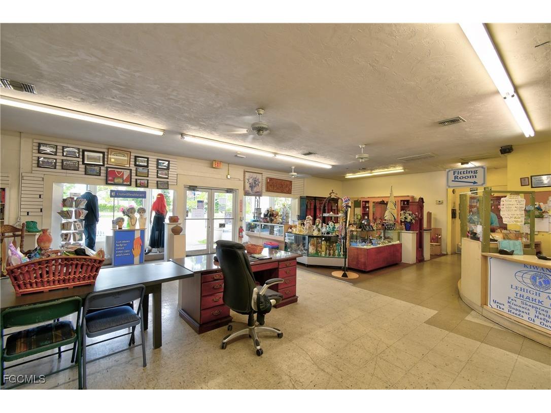 15 Homestead Road S Lehigh Acres FL 33936 2025000500 image38