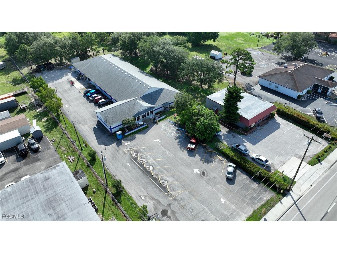 15 Homestead Road S Lehigh Acres FL 33936 2025000500 image4