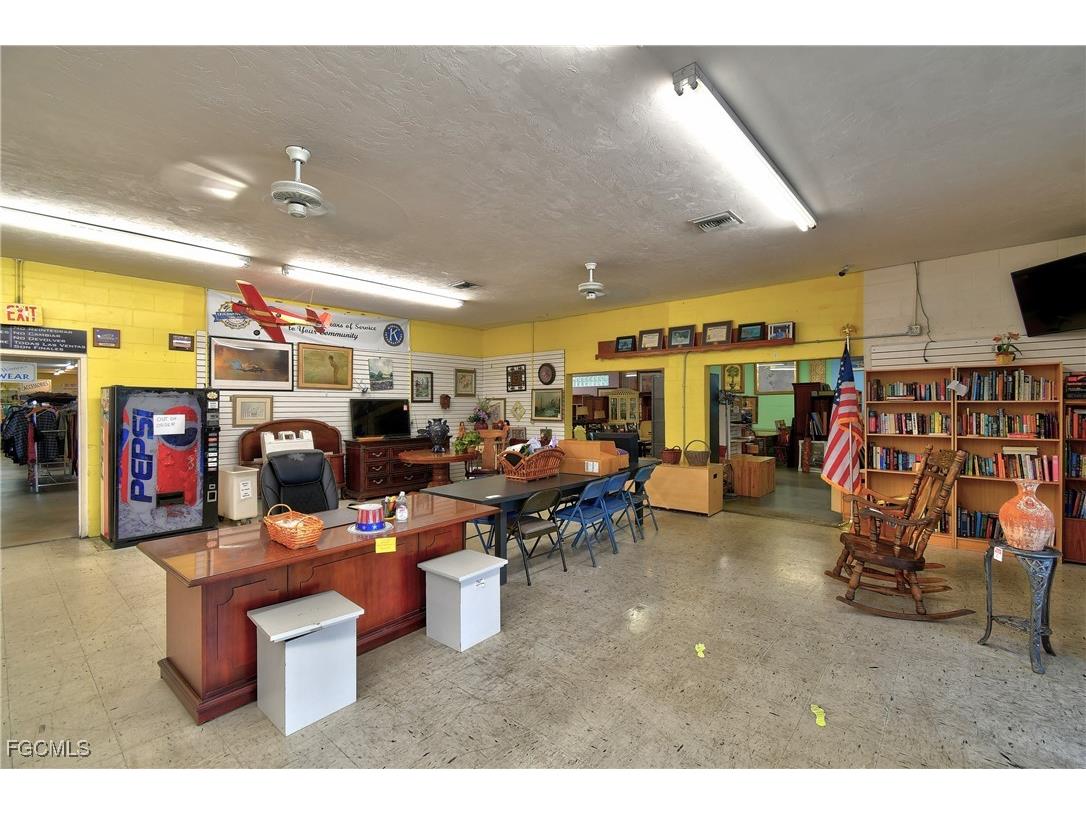 15 Homestead Road S Lehigh Acres FL 33936 2025000500 image40