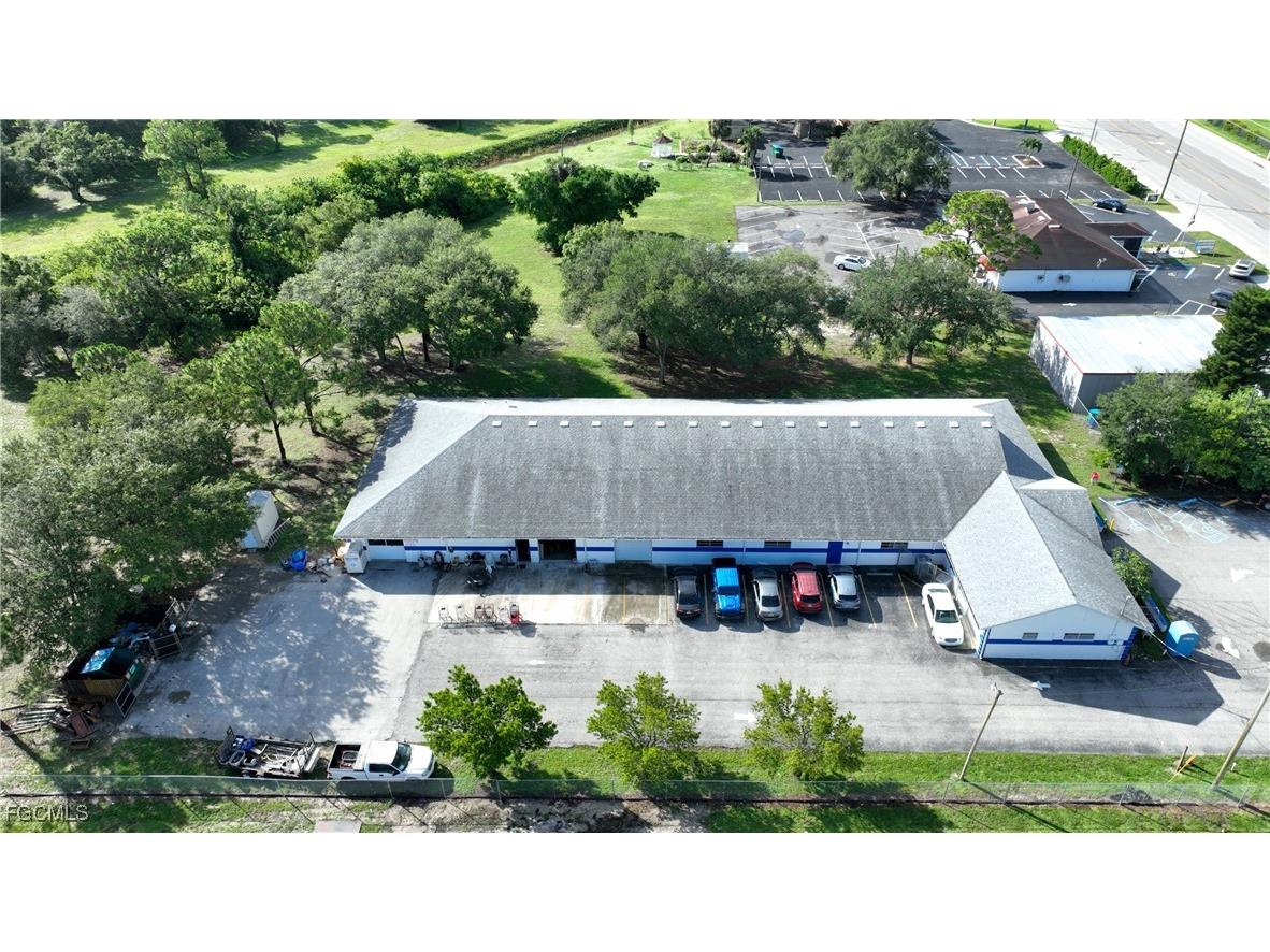 15 Homestead Road S Lehigh Acres FL 33936 2025000500 image41