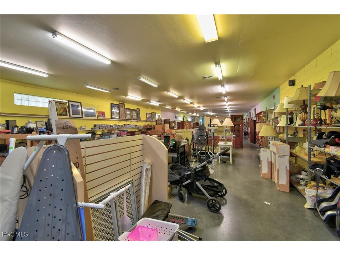 15 Homestead Road S Lehigh Acres FL 33936 2025000500 image8