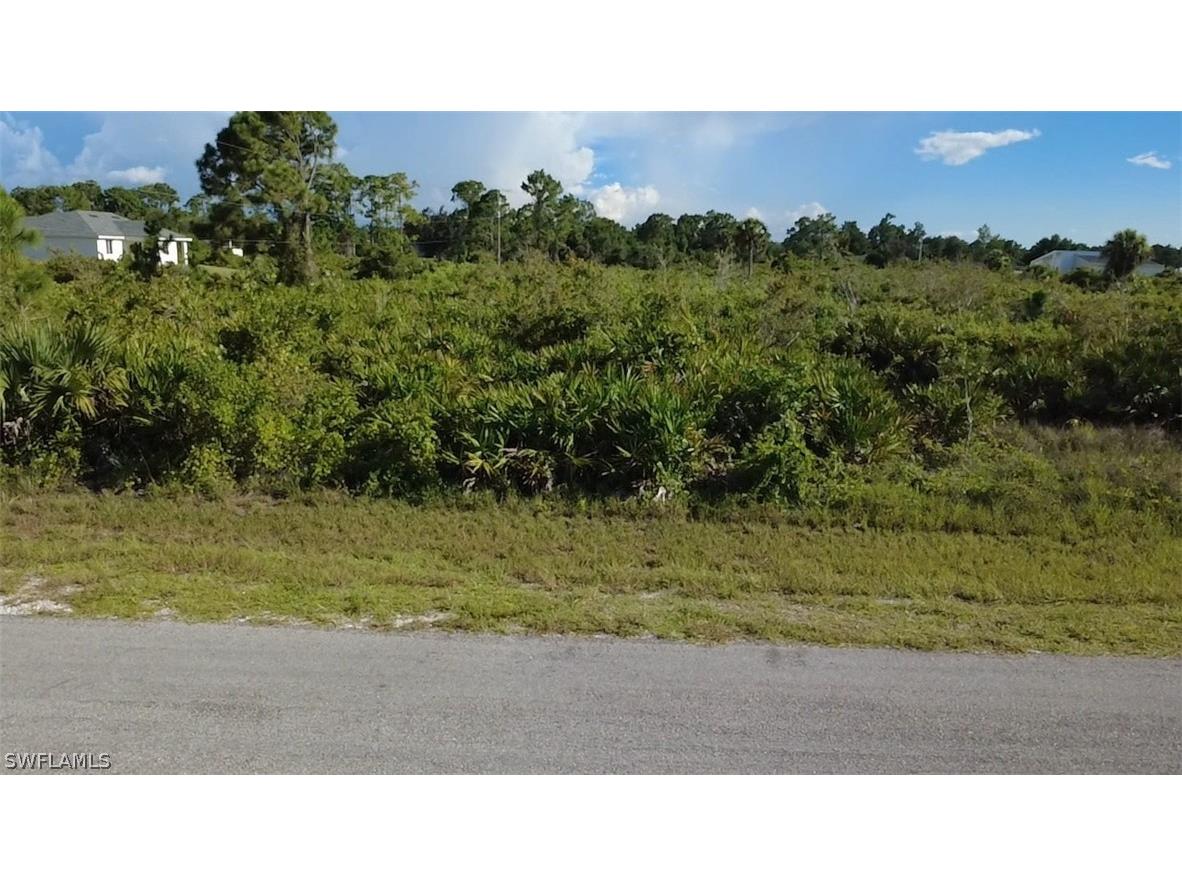 15 W 13th Street Lehigh Acres FL 33972 226008701 image1