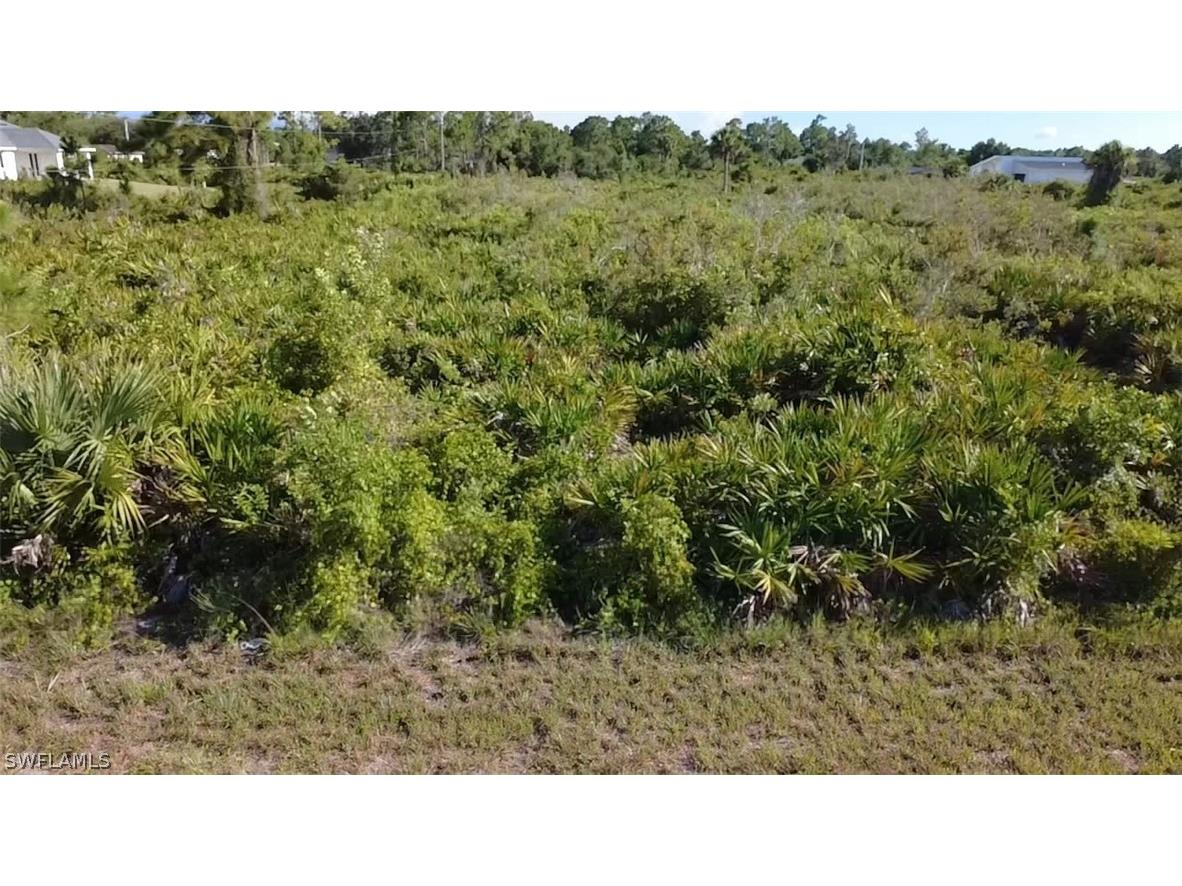 15 W 13th Street Lehigh Acres FL 33972 226008701 image3