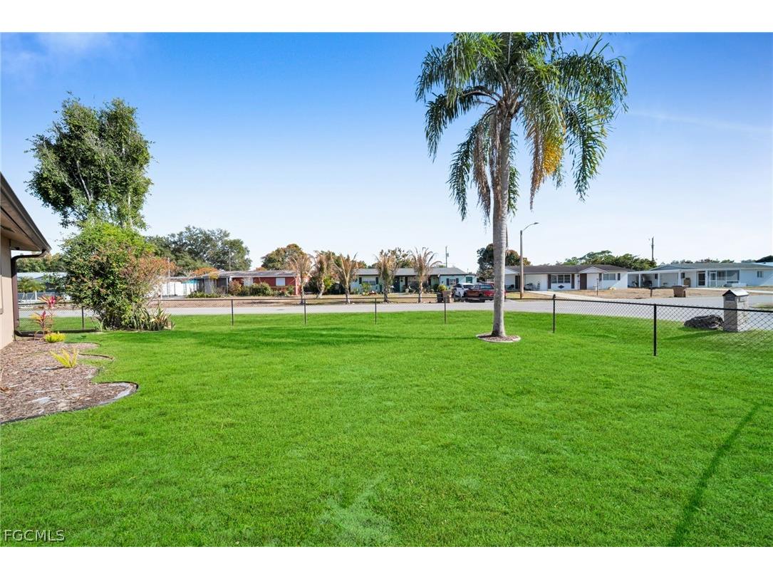 15 Willow Street Lehigh Acres FL 33936 2026009297 image27