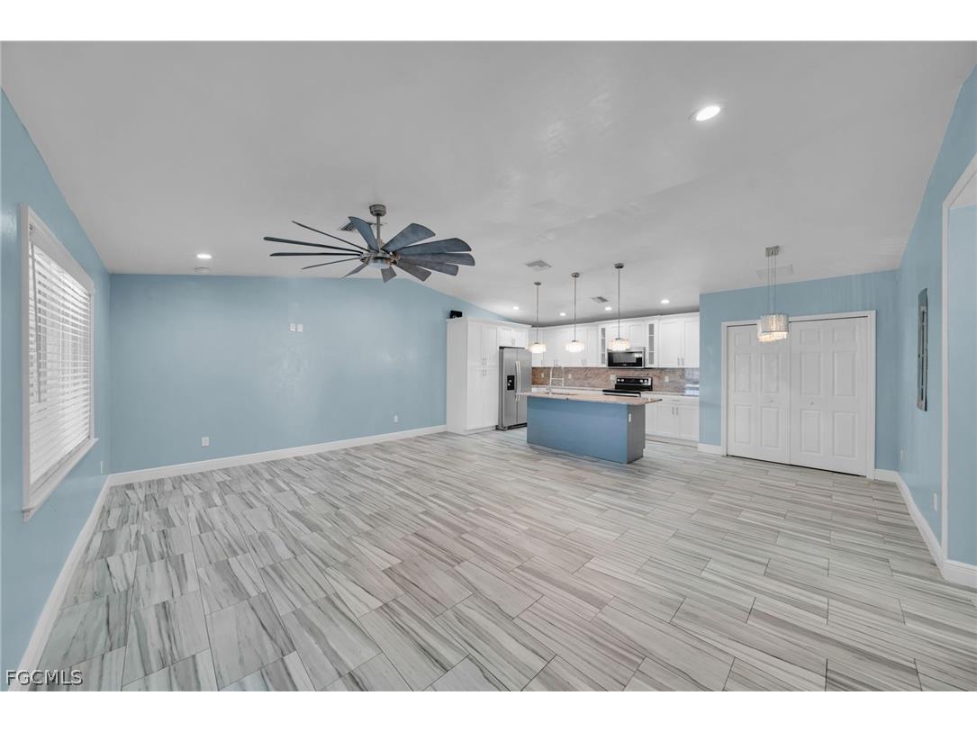 15 Willow Street Lehigh Acres FL 33936 2026009297 image7