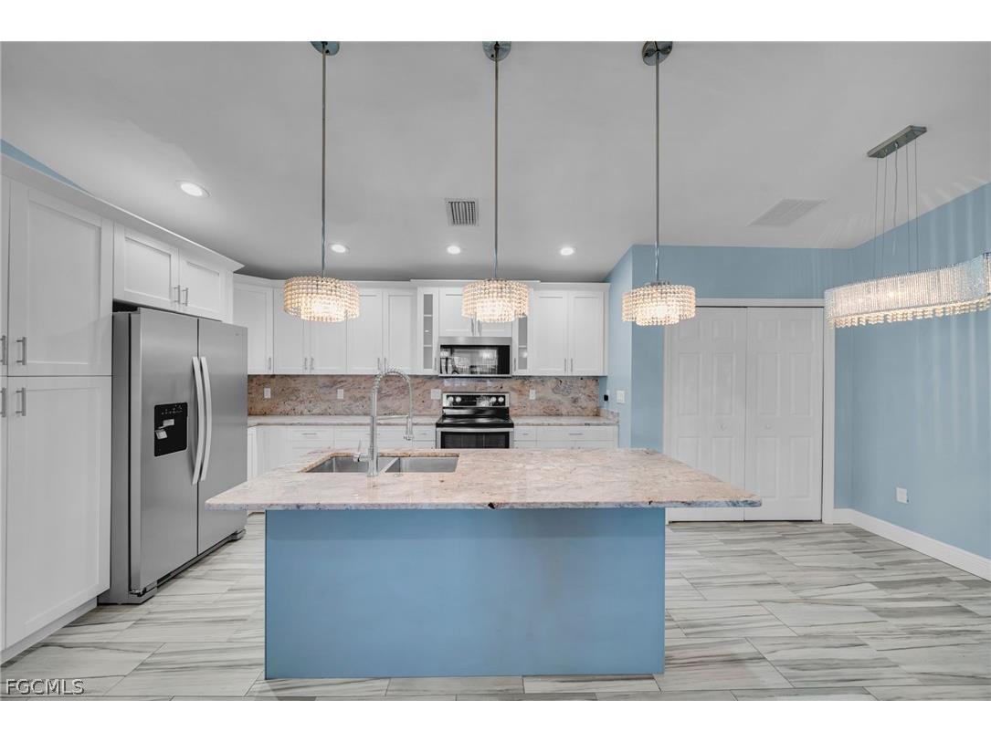 15 Willow Street Lehigh Acres FL 33936 2026009297 image9