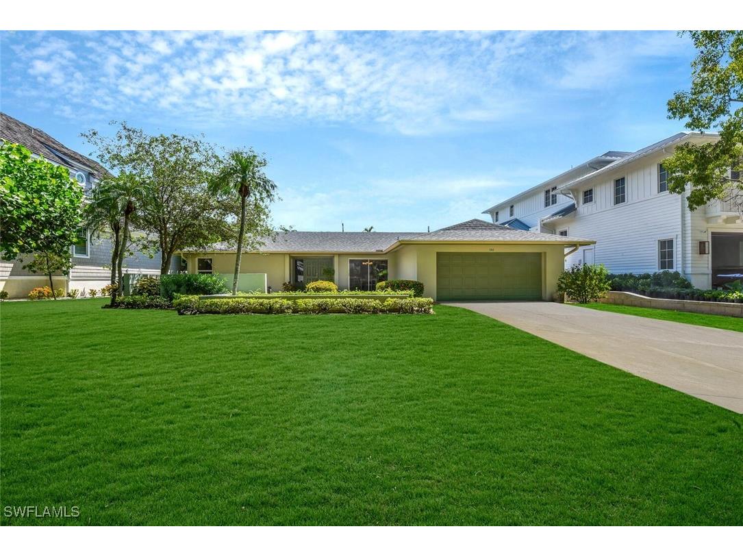 150 1st Avenue N Naples FL 34102 225069290 image1