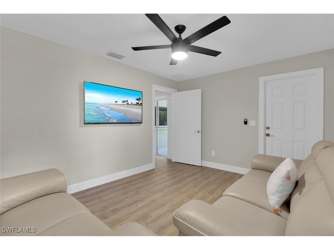 150 1st Avenue N Naples FL 34102 225069290 image29