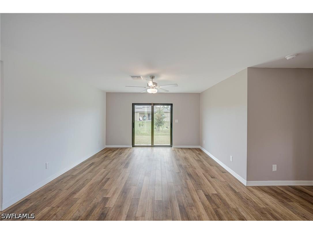 150 Blackstone Drive Fort Myers FL 33913 226022776 image3