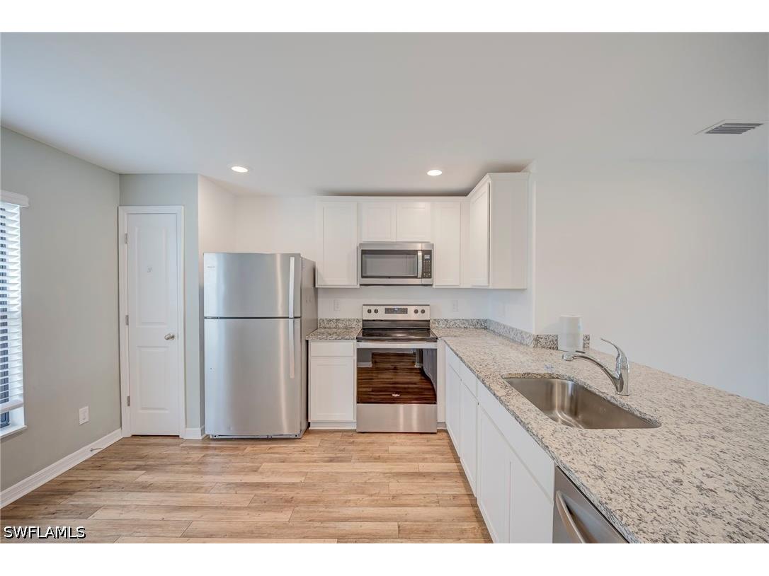 150 Blackstone Drive Fort Myers FL 33913 226022776 image7