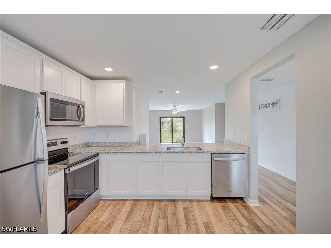 150 Blackstone Drive Fort Myers FL 33913 226022776 image8