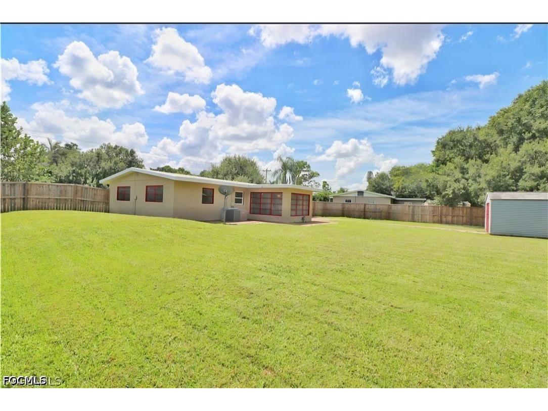 150 Brooks Road North Fort Myers FL 33917 2026023409 image2