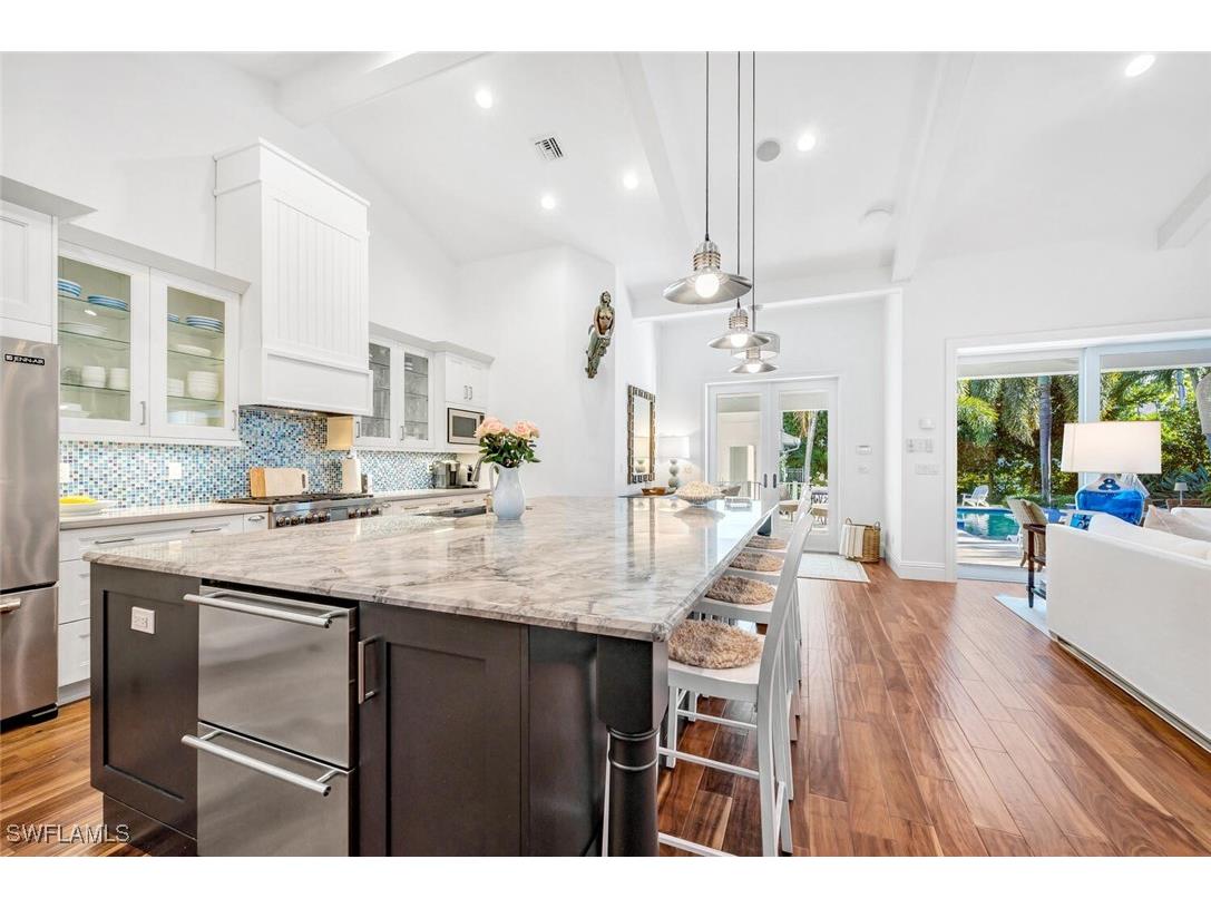  Naples FL 34102 225074508 image17