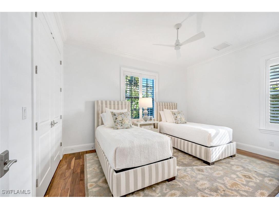  Naples FL 34102 225074508 image30