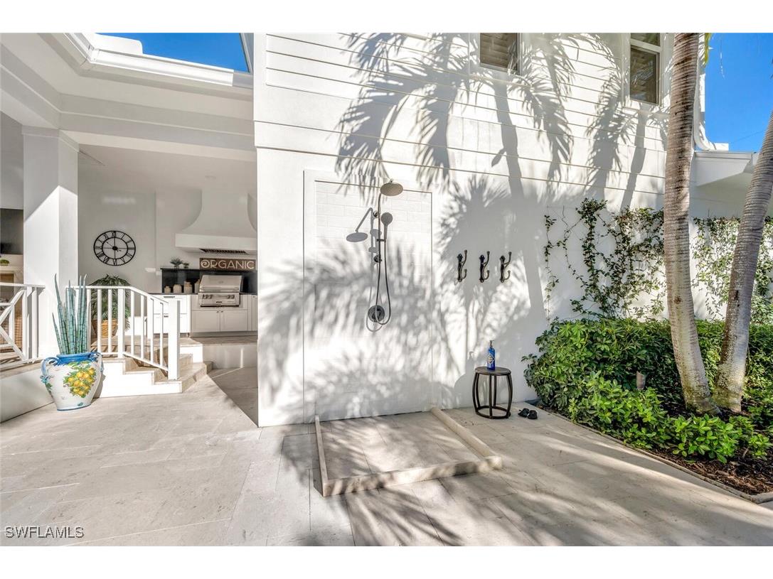  Naples FL 34102 225074508 image42