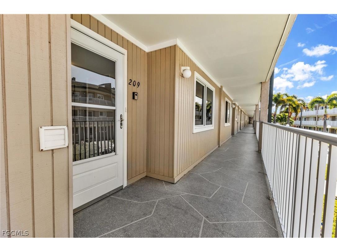 150 Harborside Avenue #209 Punta Gorda FL 33950 2026006247 image3