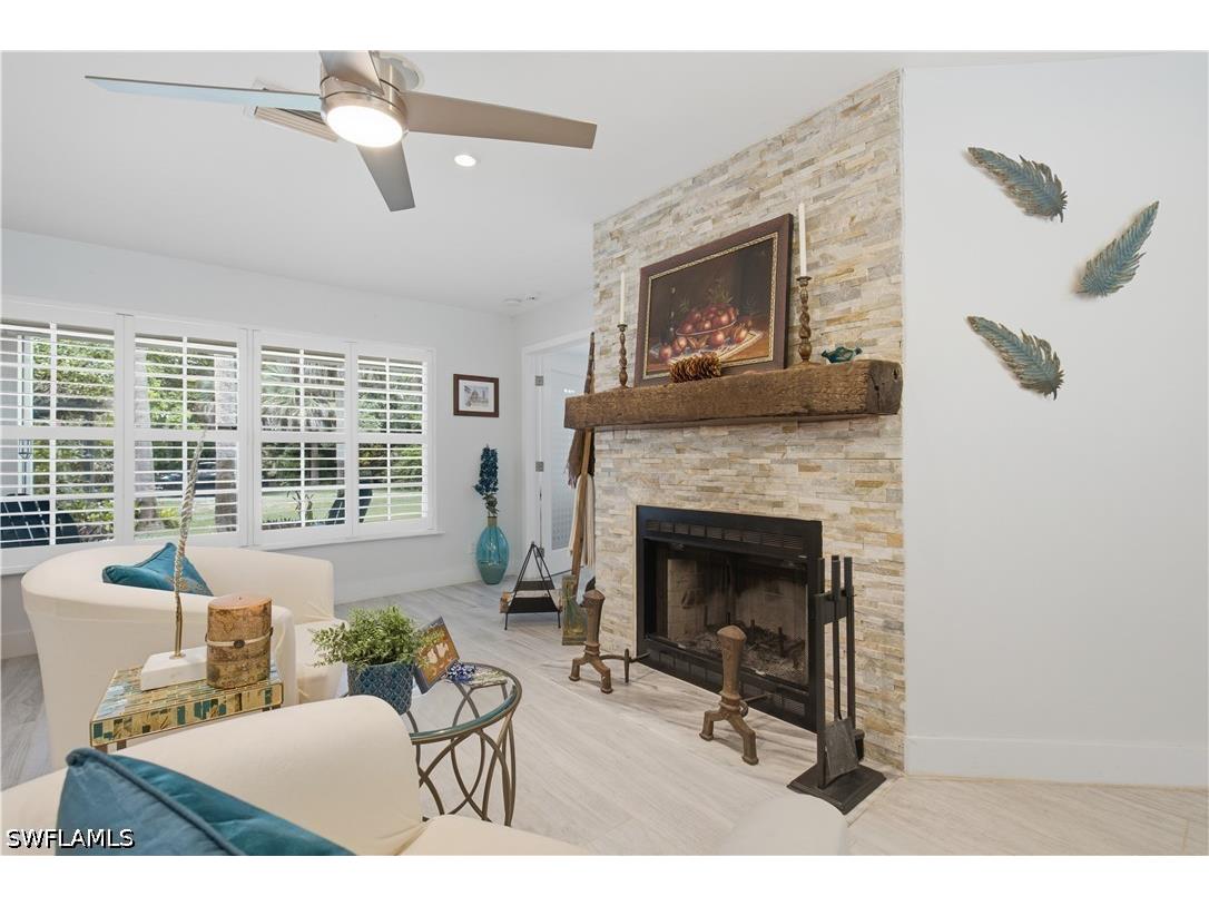 150 Logan Boulevard N Naples FL 34119 226025339 image10