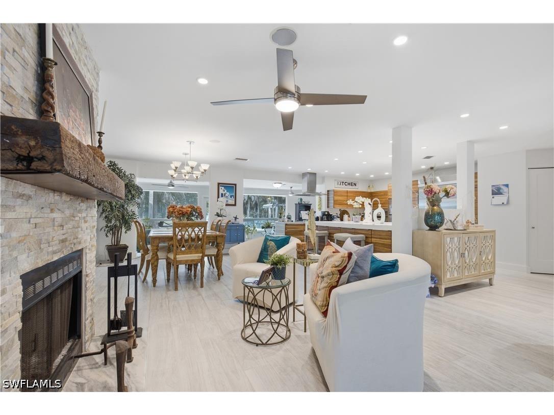 150 Logan Boulevard N Naples FL 34119 226025339 image12