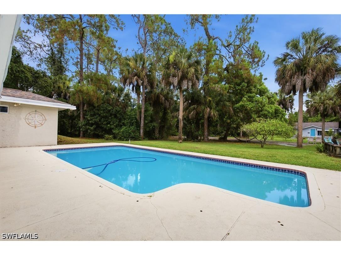150 Logan Boulevard N Naples FL 34119 226025339 image37