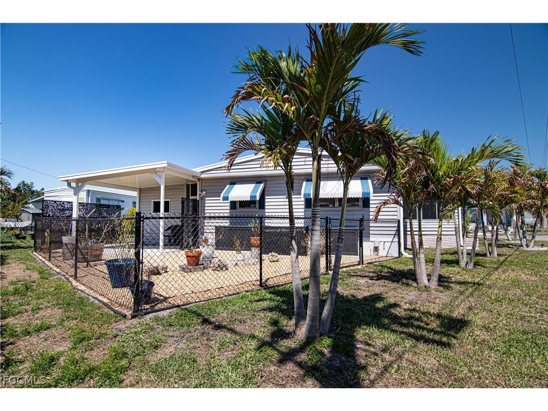 150 Overland Trail North Fort Myers FL 33917 2026013743 image27