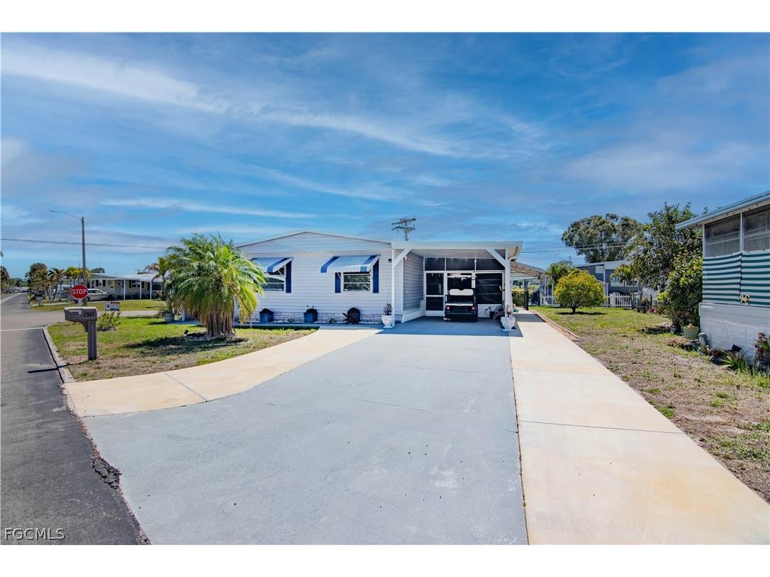 150 Overland Trail North Fort Myers FL 33917 2026013743 image3