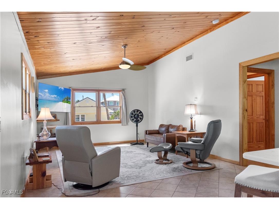 150 Pearl Street Fort Myers Beach FL 33931 2025010370 image12