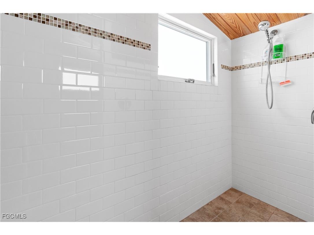 150 Pearl Street Fort Myers Beach FL 33931 2025010370 image16