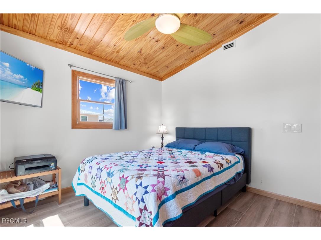 150 Pearl Street Fort Myers Beach FL 33931 2025010370 image18