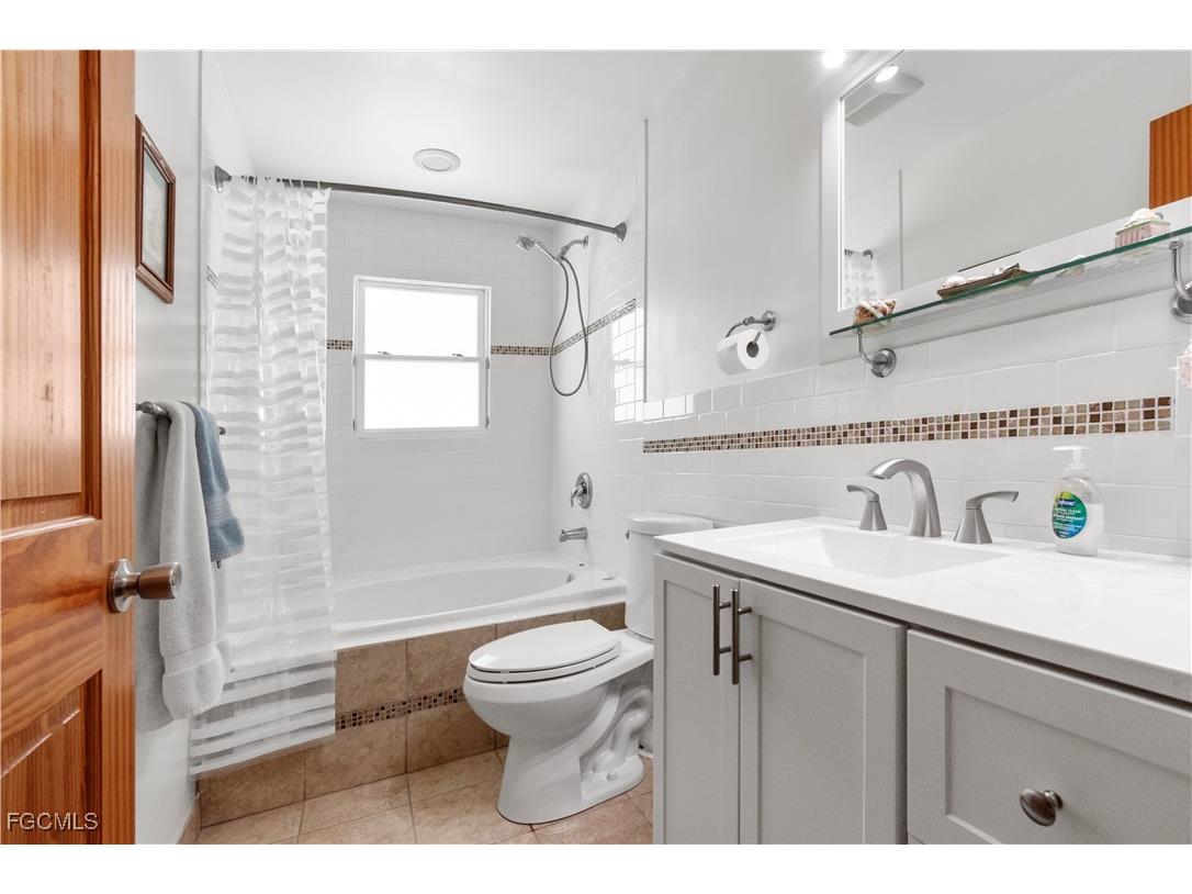 150 Pearl Street Fort Myers Beach FL 33931 2025010370 image19