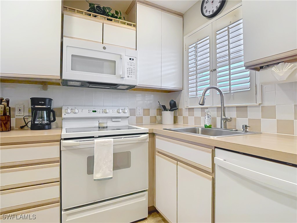 150 Turtle Lake Court #309 Naples FL 34105 225046019 image11