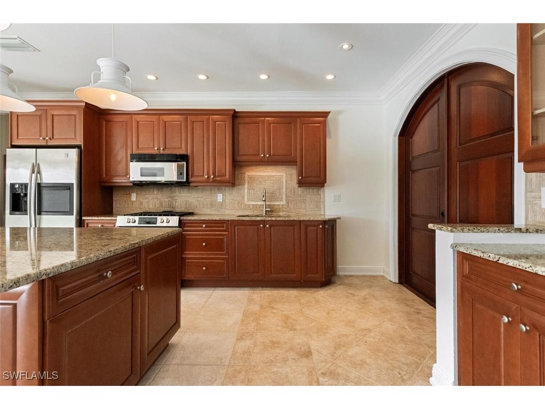 1500 Bald Eagle Drive #93 Naples FL 34105 226000082 image15