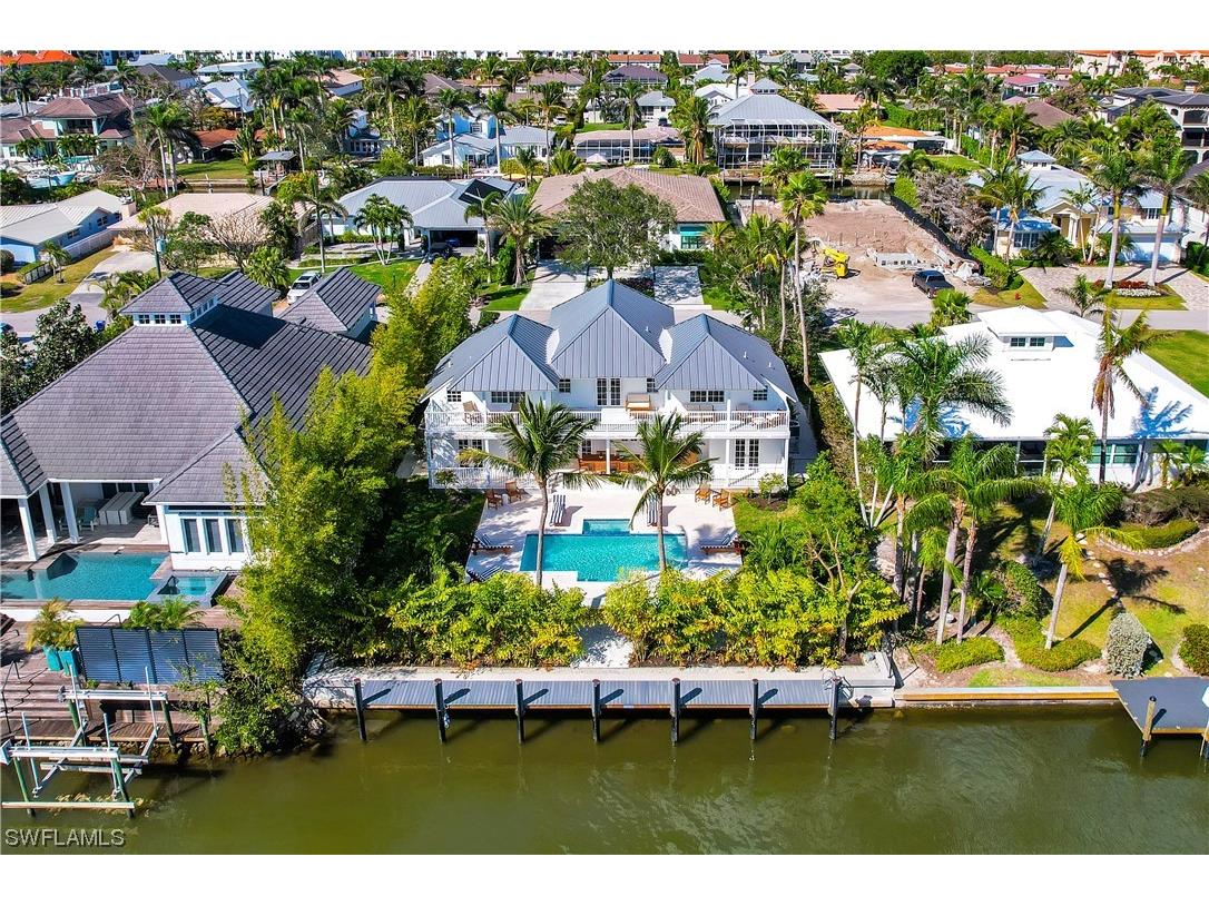 1500 Pelican Avenue Naples FL 34102 222082243 image1