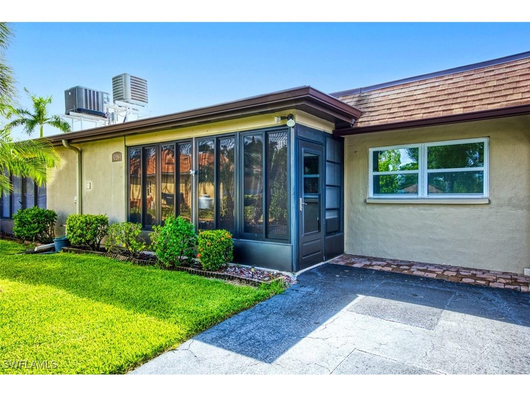 1500 Popham Drive #C26 Fort Myers FL 33919 224068002 image1