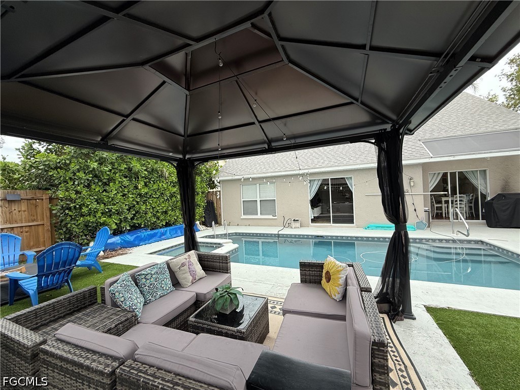 15009 Cloverdale Drive Fort Myers FL 33919 2026018644 image2