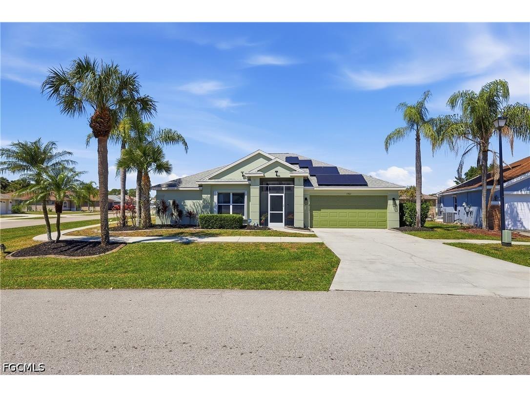 1501 Honor Court Lehigh Acres FL 33971 2026014385 image1