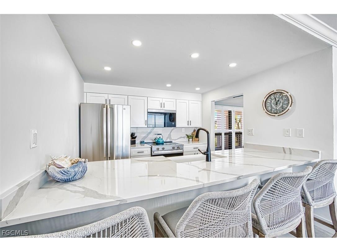 1501 Middle Gulf Drive #303K Sanibel FL 33957 2026006285 image10