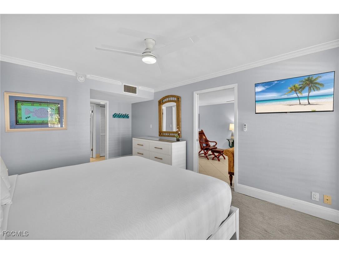 1501 Middle Gulf Drive #305F Sanibel FL 33957 2025020620 image14