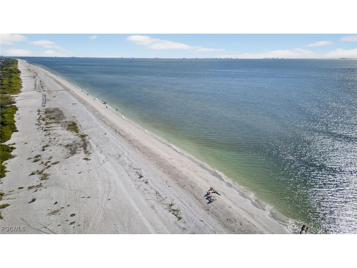 1501 Middle Gulf Drive #305F Sanibel FL 33957 2025020620 image28