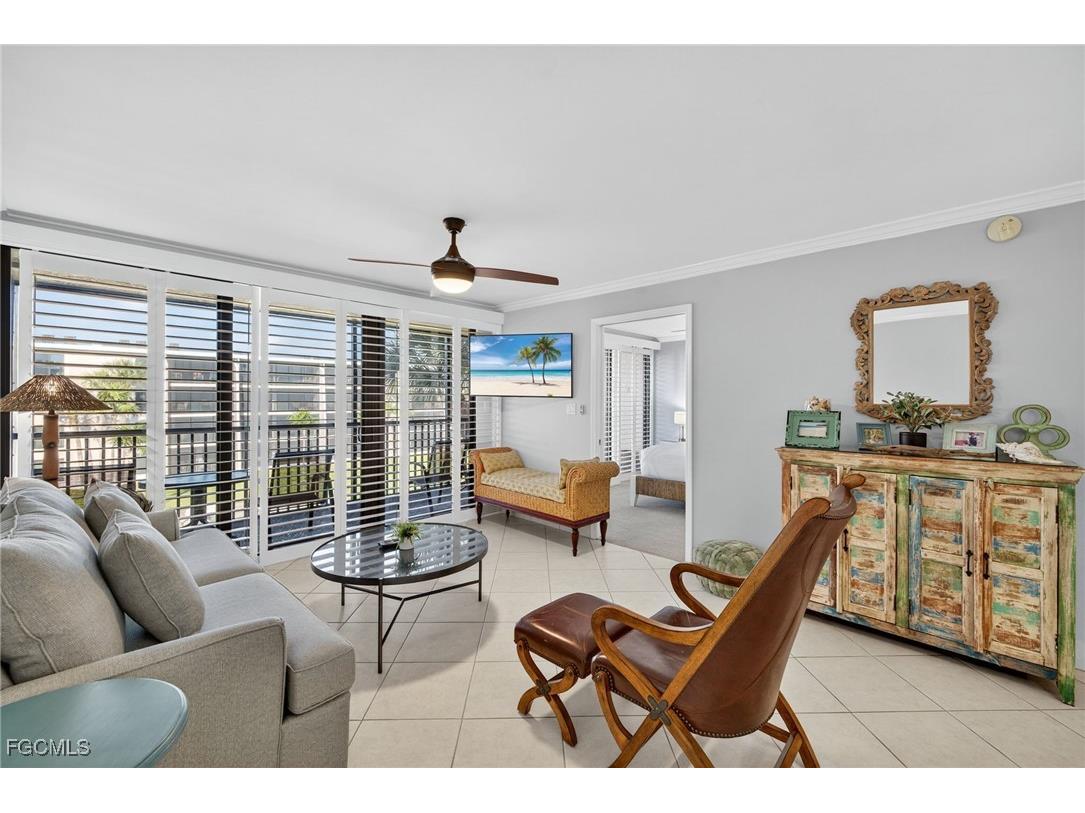 1501 Middle Gulf Drive #305F Sanibel FL 33957 2025020620 image4
