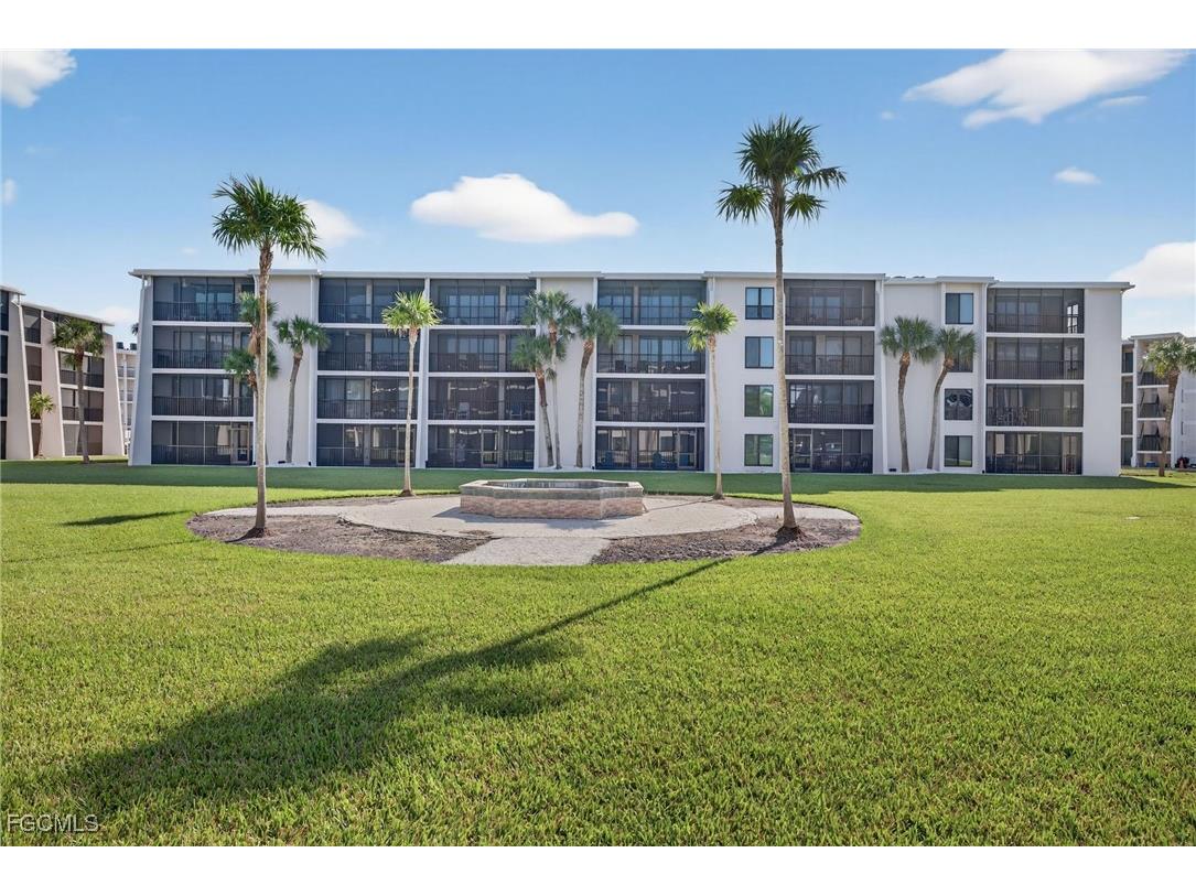 1501 Middle Gulf Drive #305F Sanibel FL 33957 2025020620 image45