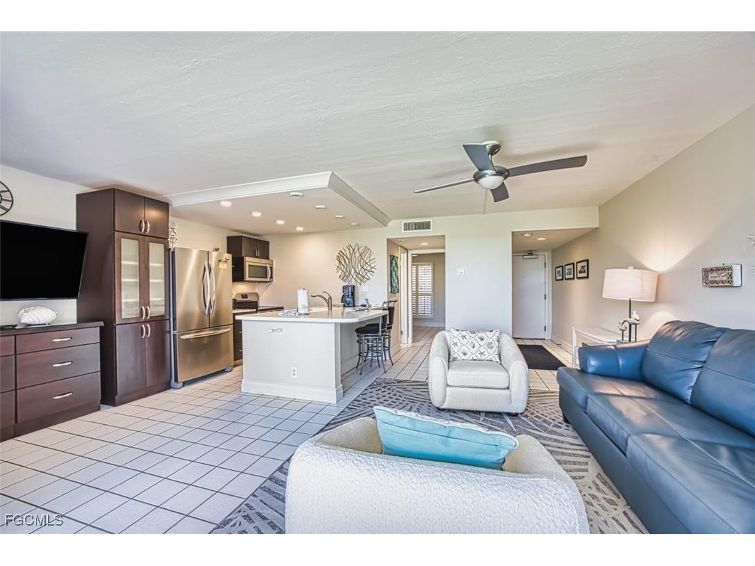 1501 Middle Gulf Drive #307C Sanibel FL 33957 2025006434 image10