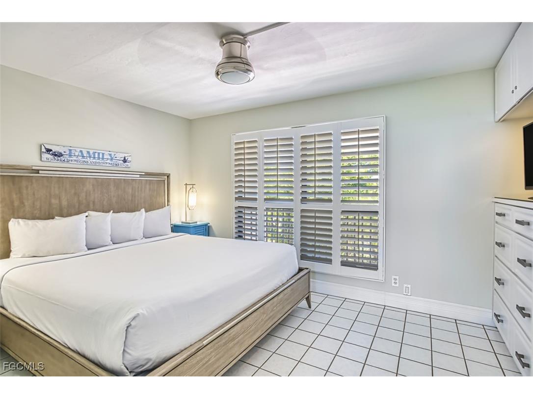 1501 Middle Gulf Drive #307C Sanibel FL 33957 2025006434 image24